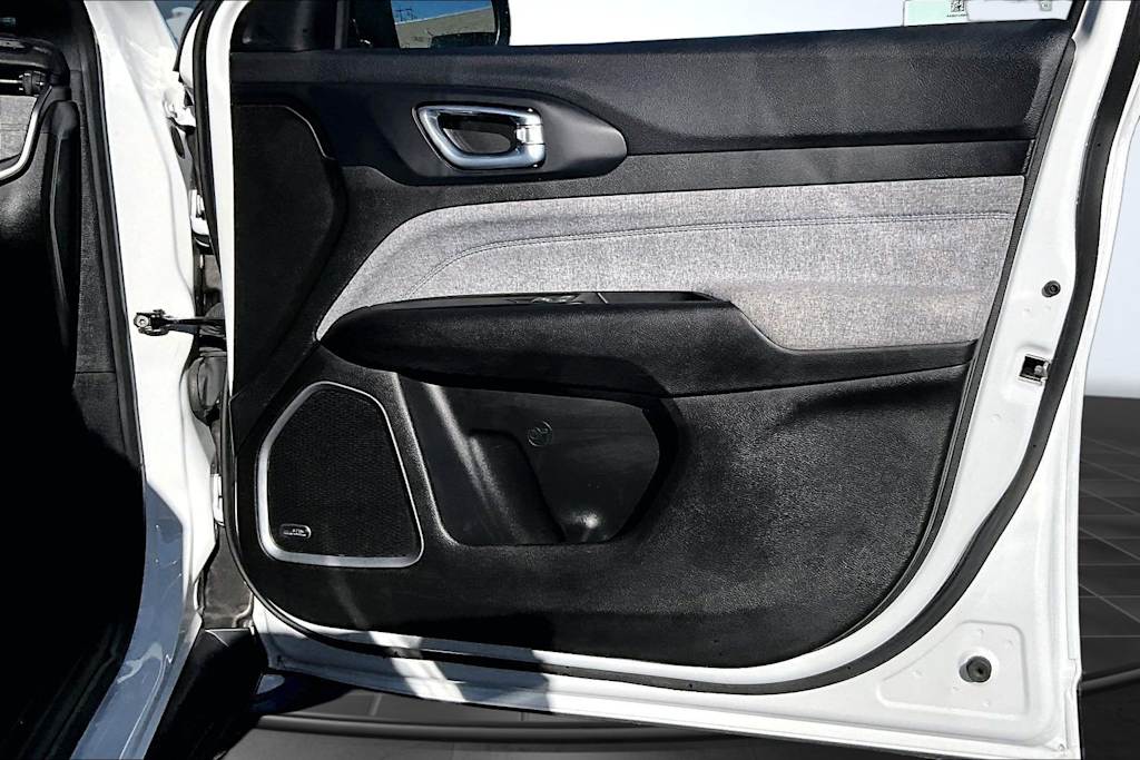 Thumbnail: 2025 Jeep Compass - 28
