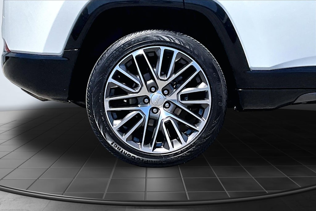 Thumbnail: 2023 Jeep Compass - 36