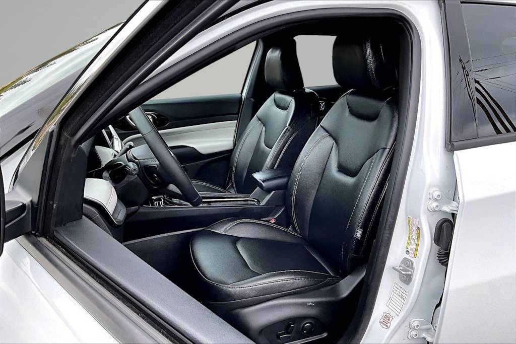 Thumbnail: 2025 Jeep Compass - 11