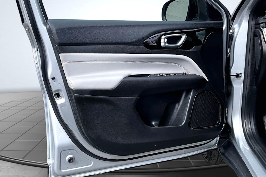 Thumbnail: 2025 Jeep Compass - 28