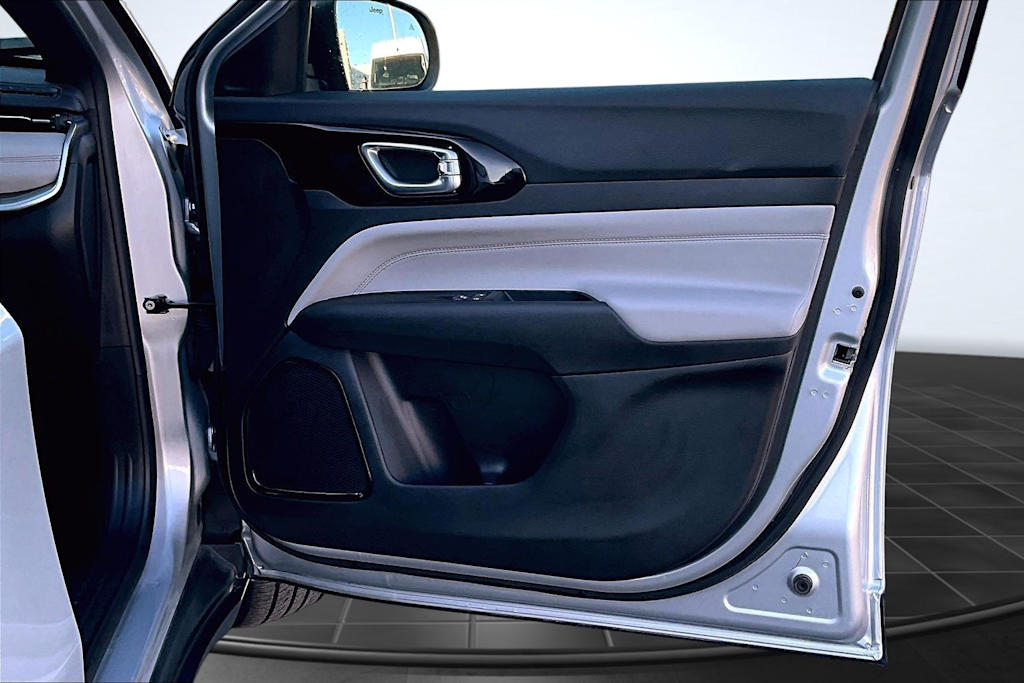 Thumbnail: 2025 Jeep Compass - 29