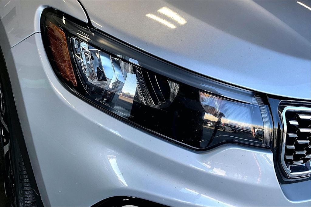 Thumbnail: 2025 Jeep Compass - 31