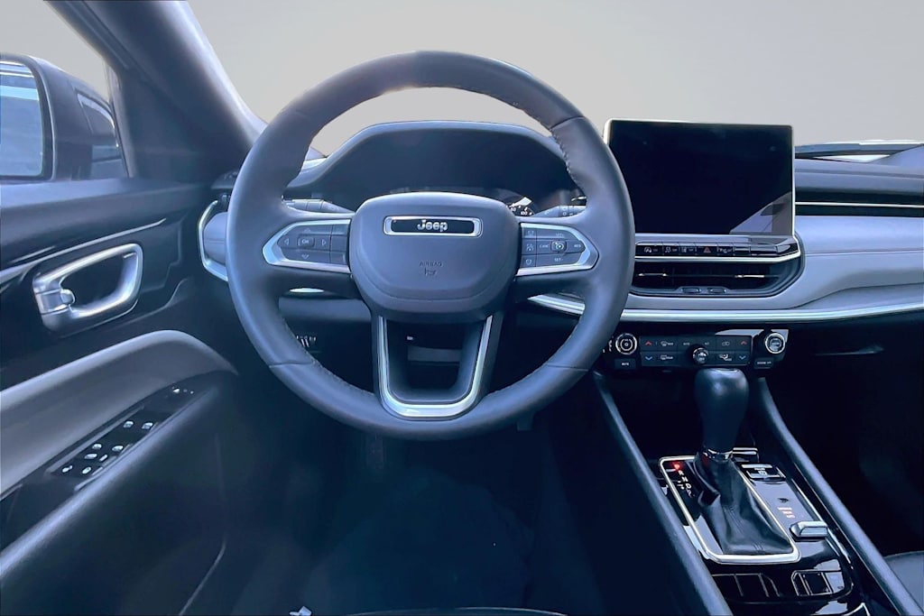 Thumbnail: 2025 Jeep Compass - 14
