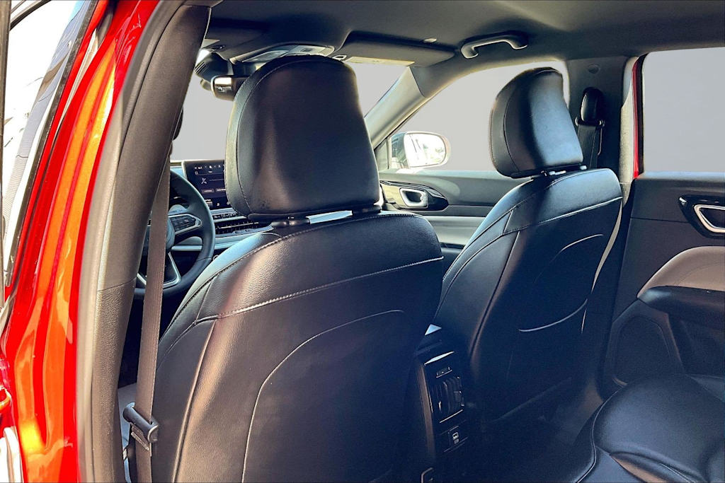 Thumbnail: 2025 Jeep Compass - 13