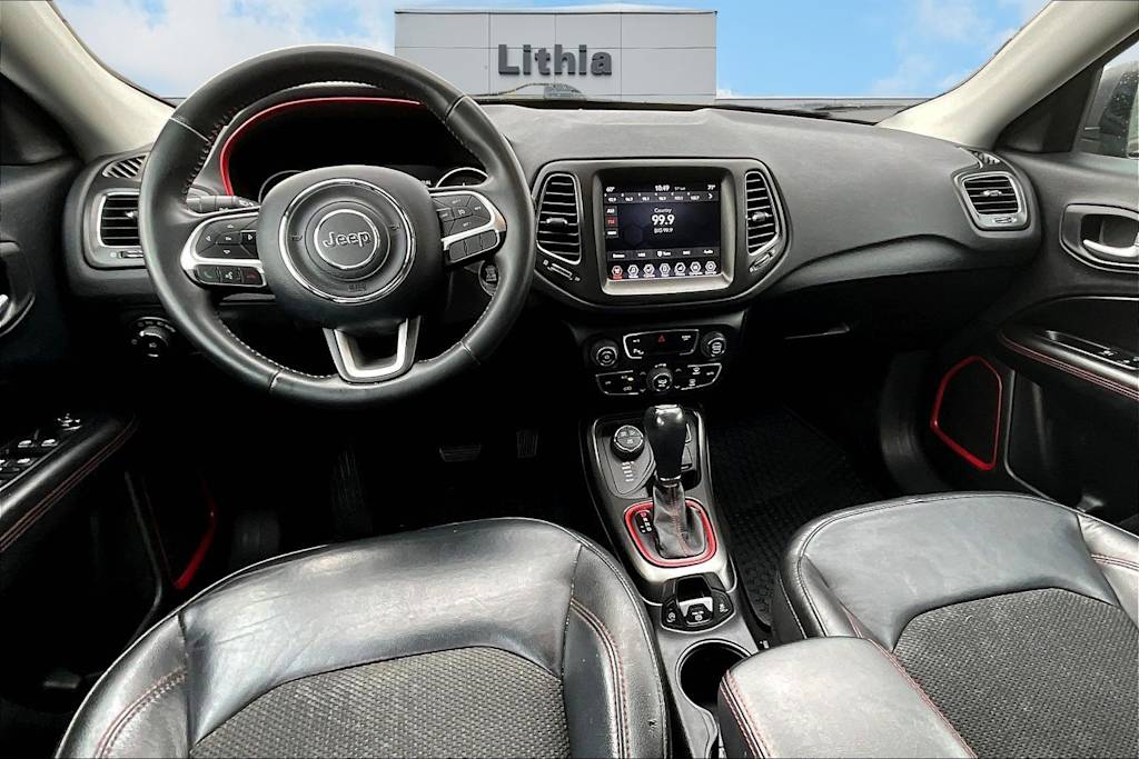 Thumbnail: 2018 Jeep Compass - 9