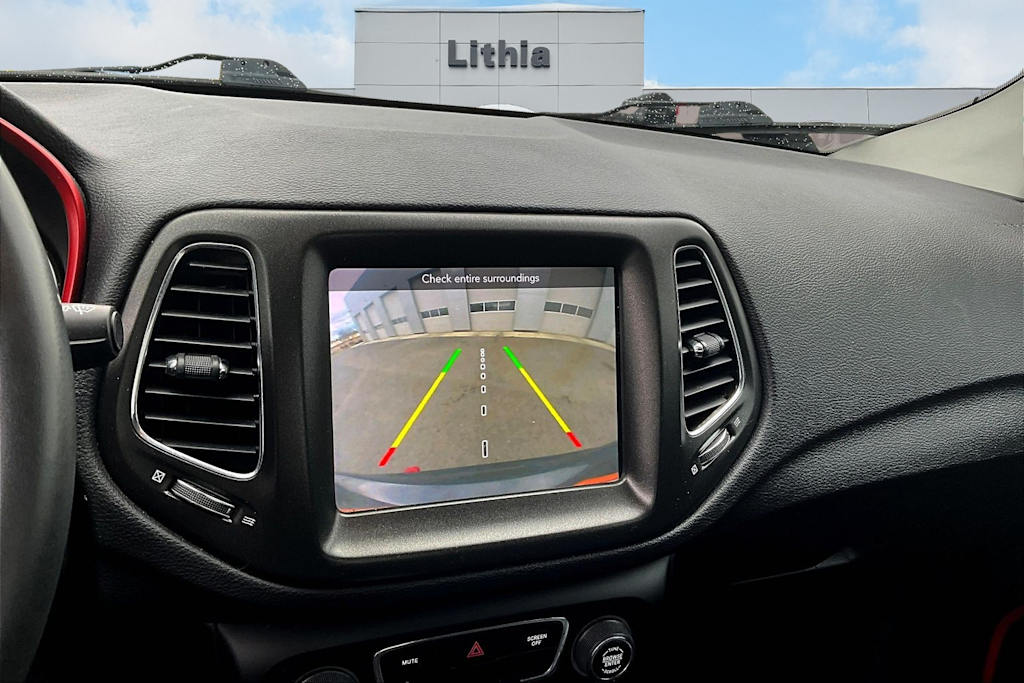 Thumbnail: 2018 Jeep Compass - 15