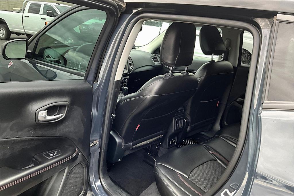 Thumbnail: 2018 Jeep Compass - 12