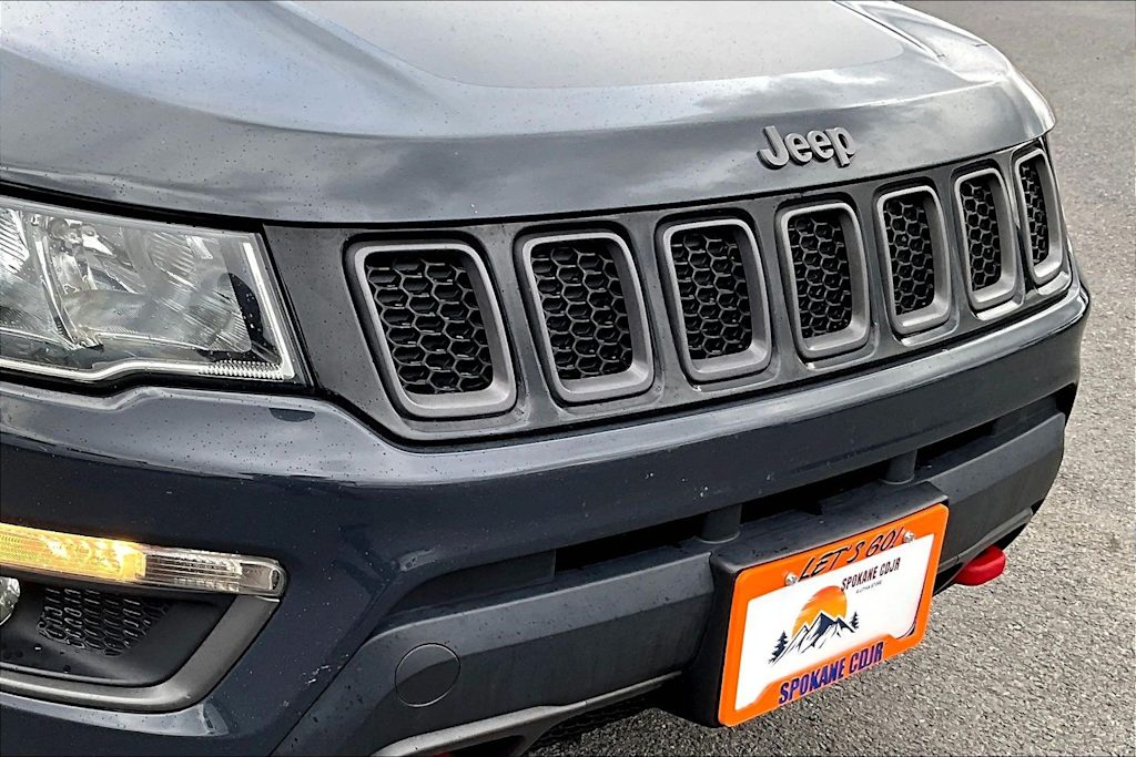 Thumbnail: 2018 Jeep Compass - 33