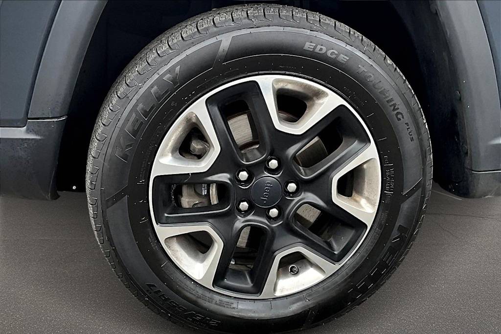 Thumbnail: 2018 Jeep Compass - 7