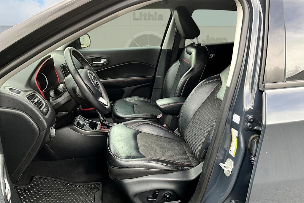 Thumbnail: 2018 Jeep Compass - 10