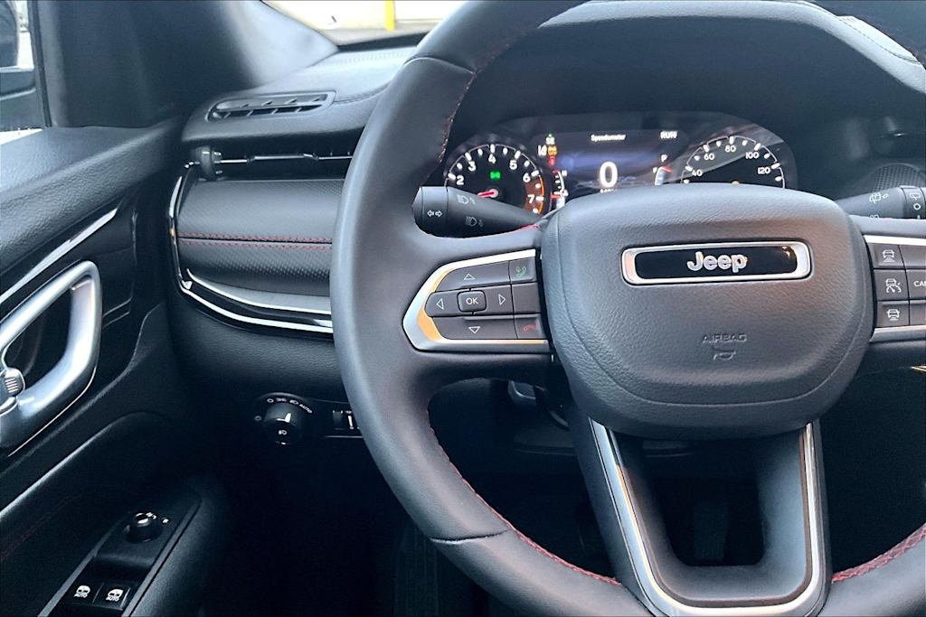 Thumbnail: 2024 Jeep Compass - 15
