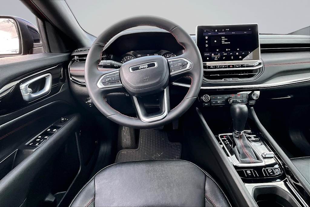 Thumbnail: 2025 Jeep Compass - 13