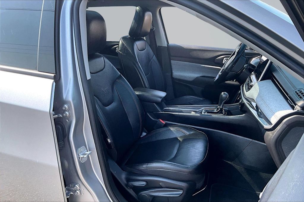 Thumbnail: 2022 Jeep Compass - 21