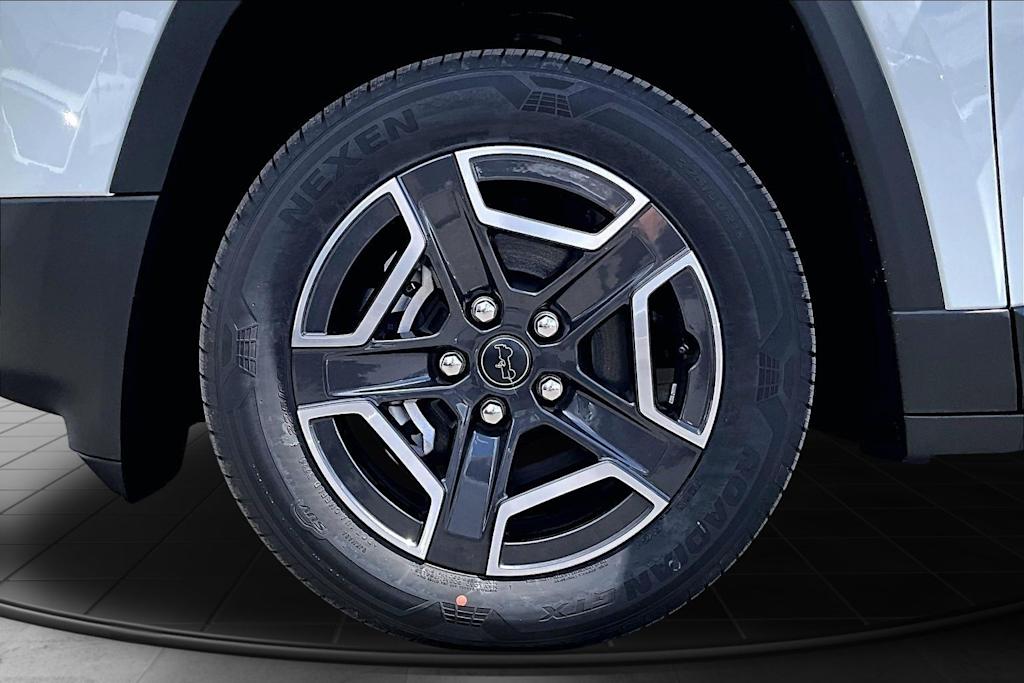 Thumbnail: 2026 Jeep Cherokee - 8