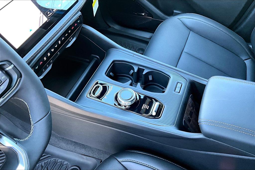 Thumbnail: 2026 Jeep Cherokee - 16