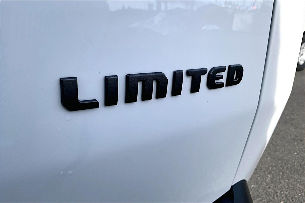 Thumbnail: 2026 Jeep Cherokee - 7