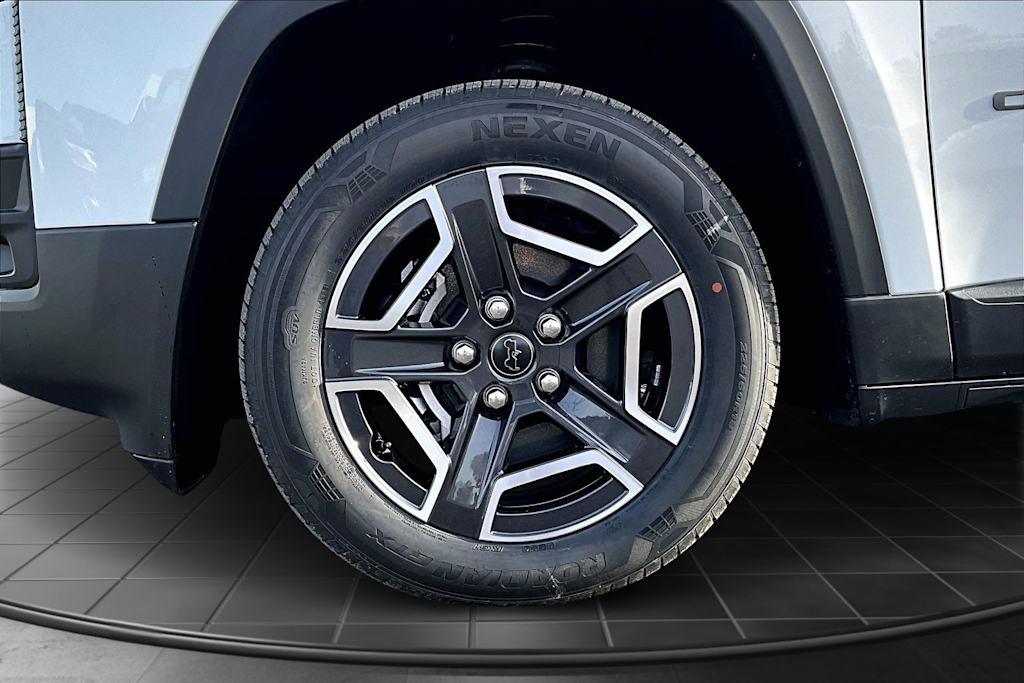 Thumbnail: 2026 Jeep Cherokee - 8