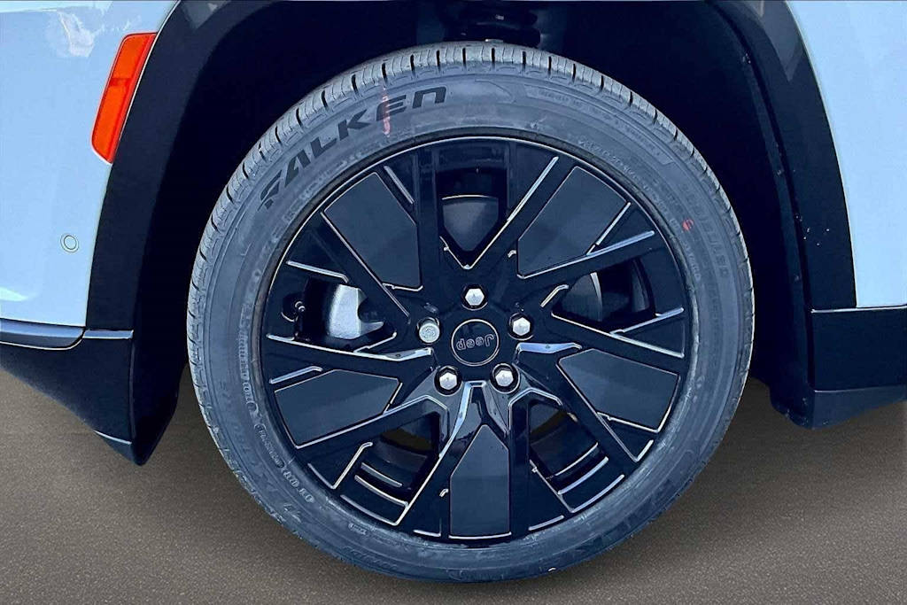 Thumbnail: 2025 Jeep Wagoneer S - 7