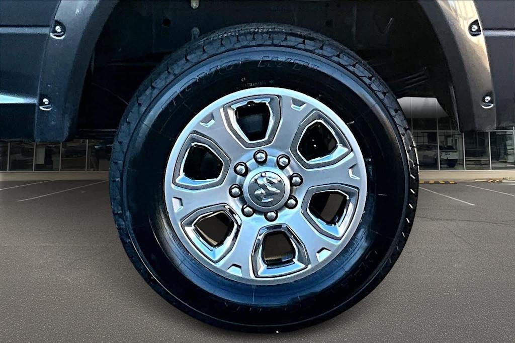 Thumbnail: 2015 RAM 3500 - 37