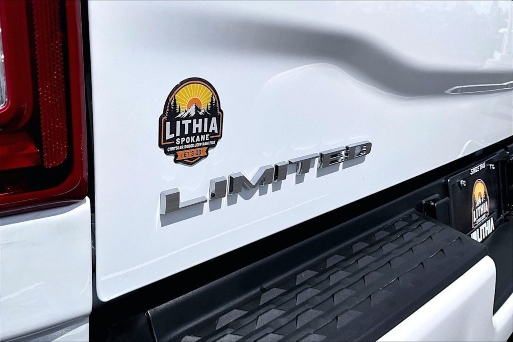 Thumbnail: 2026 RAM 3500 - 7