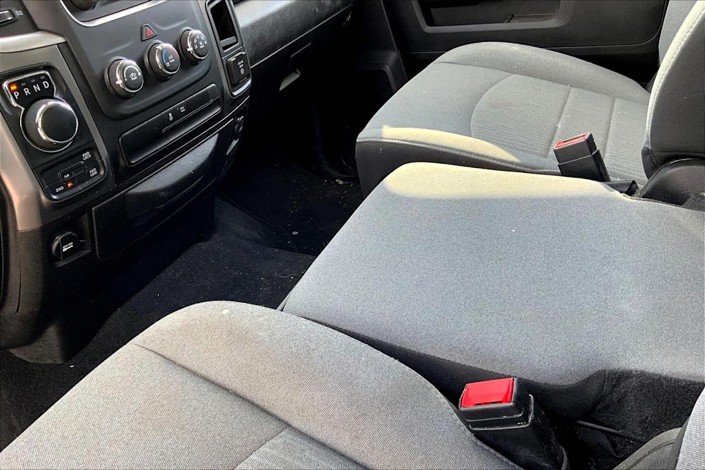 2023 RAM 1500 SLT 9