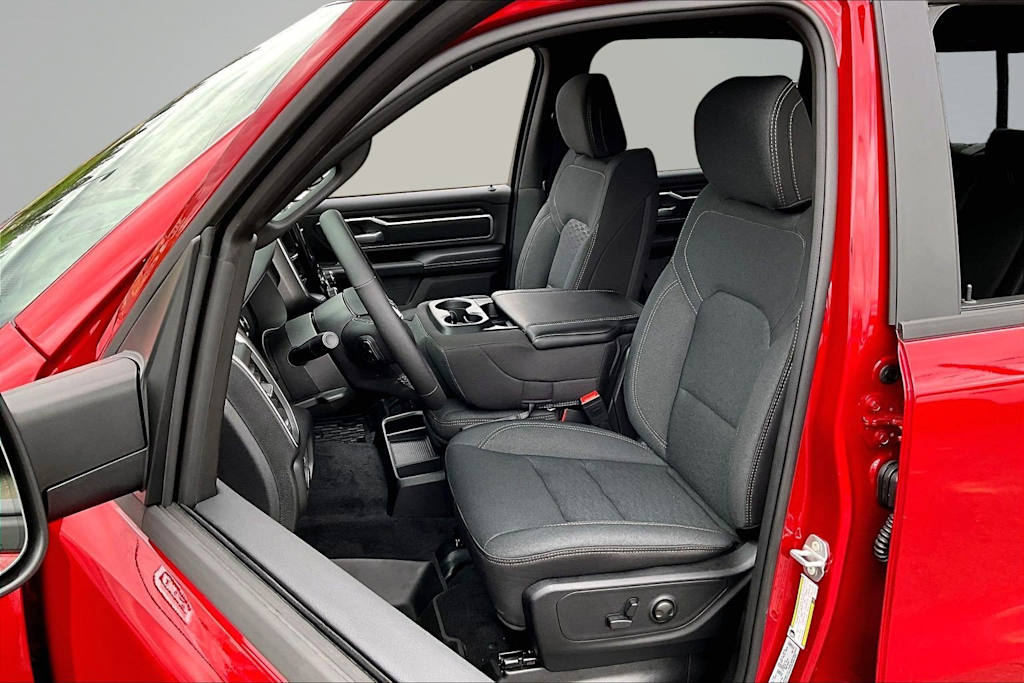 Thumbnail: 2026 RAM 1500 - 11