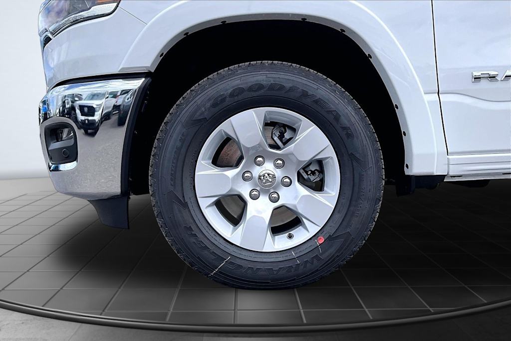 Thumbnail: 2026 RAM 1500 - 8