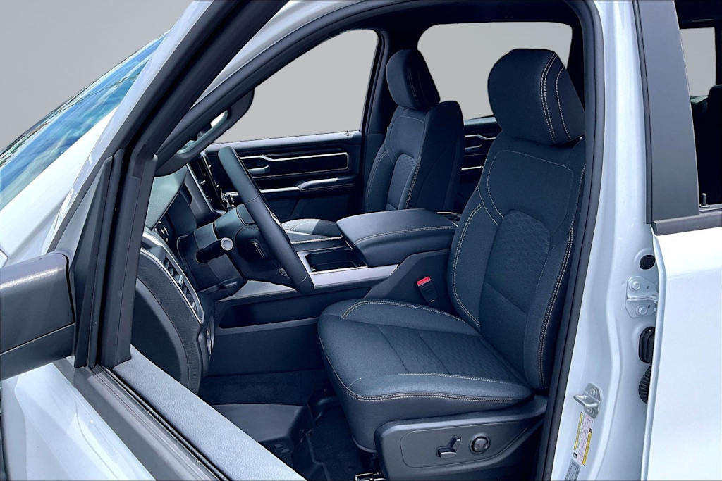 Thumbnail: 2026 RAM 1500 - 11