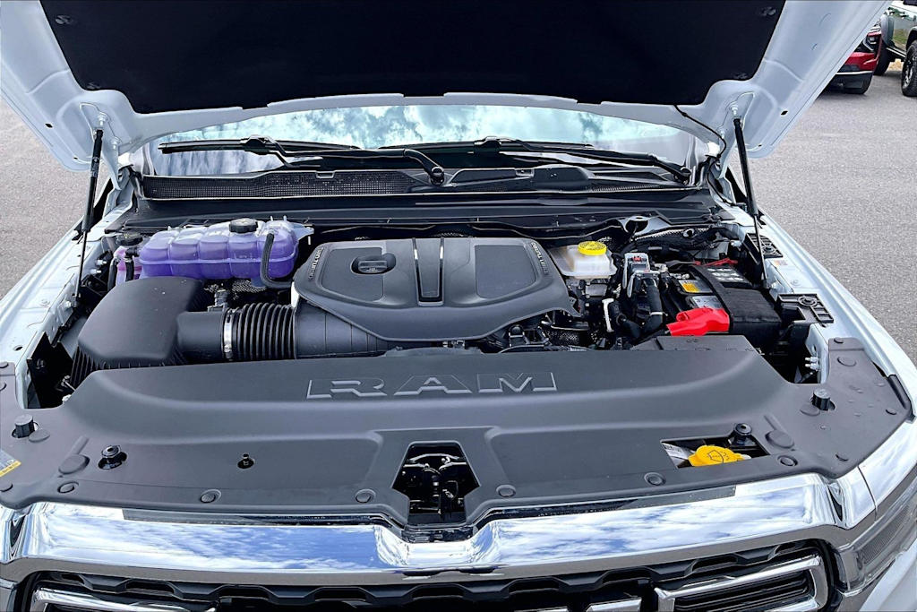 Thumbnail: 2026 RAM 1500 - 9