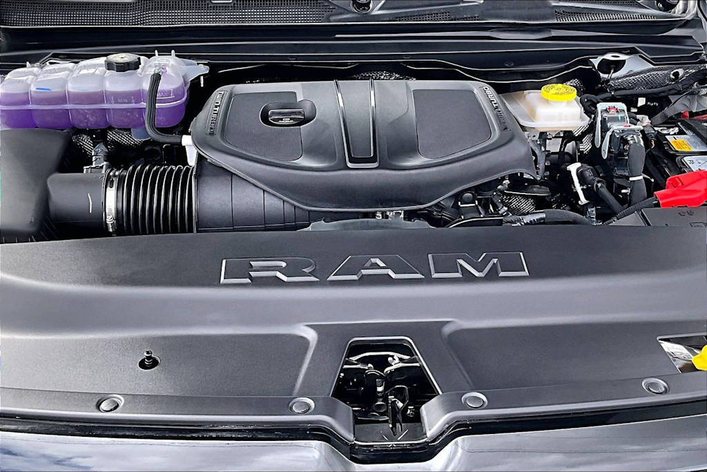 Thumbnail: 2026 RAM 1500 - 9
