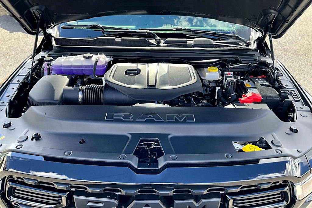 Thumbnail: 2026 RAM 1500 - 9