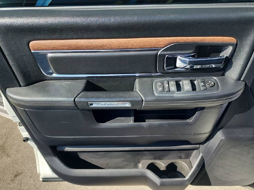 Thumbnail: 2016 RAM 2500 - 8