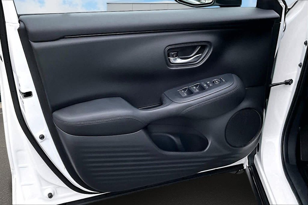 Thumbnail: 2025 Honda HR-V - 28