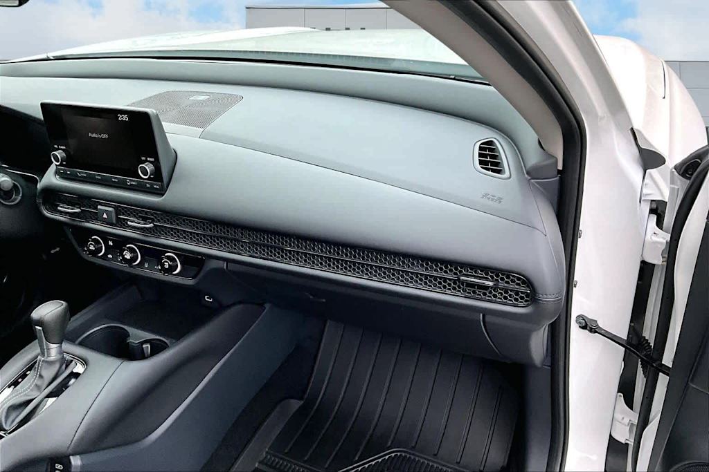 Thumbnail: 2025 Honda HR-V - 16