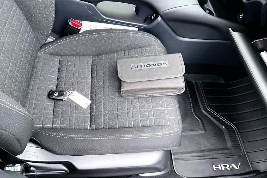 Thumbnail: 2025 Honda HR-V - 22