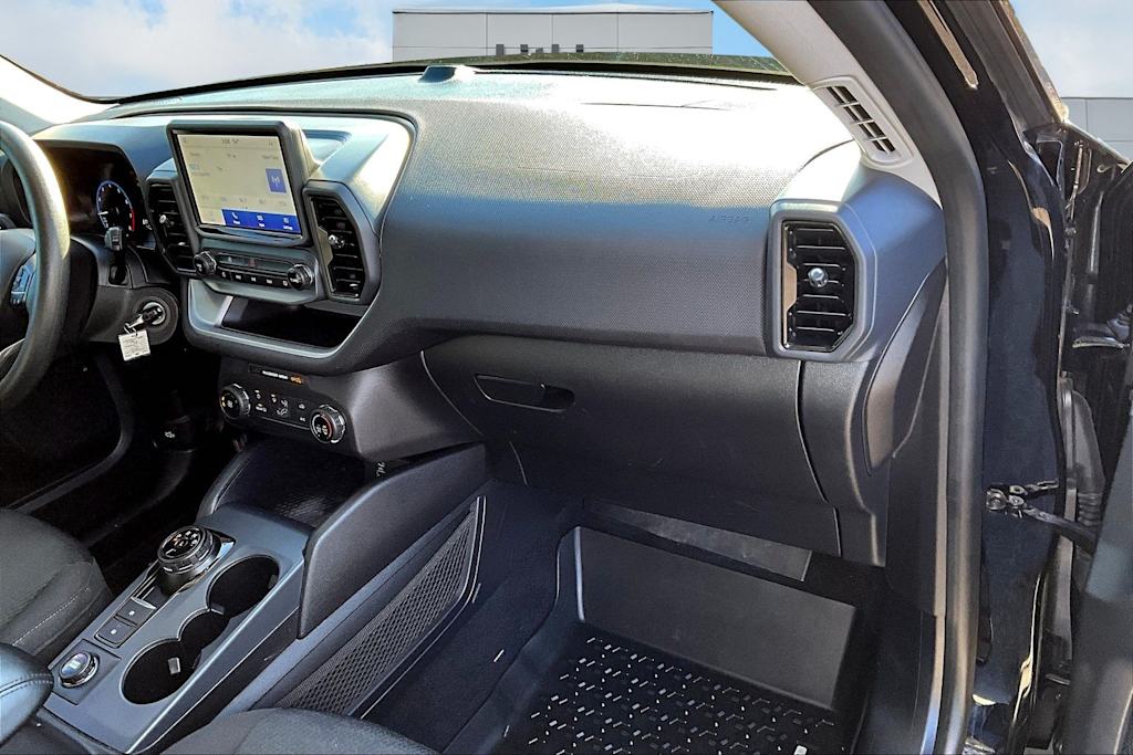 Thumbnail: 2021 Ford Bronco Sport - 14