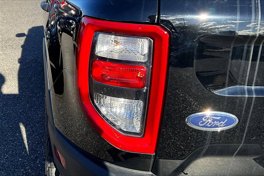 Thumbnail: 2021 Ford Bronco Sport - 32