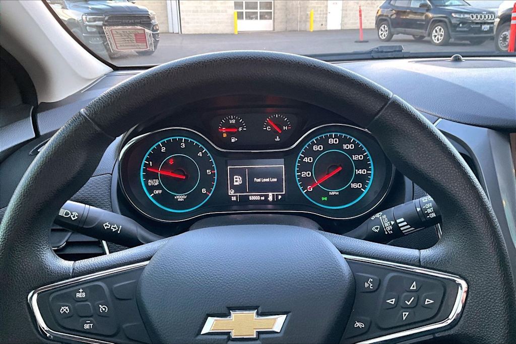 Thumbnail: 2018 Chevrolet Cruze - 17
