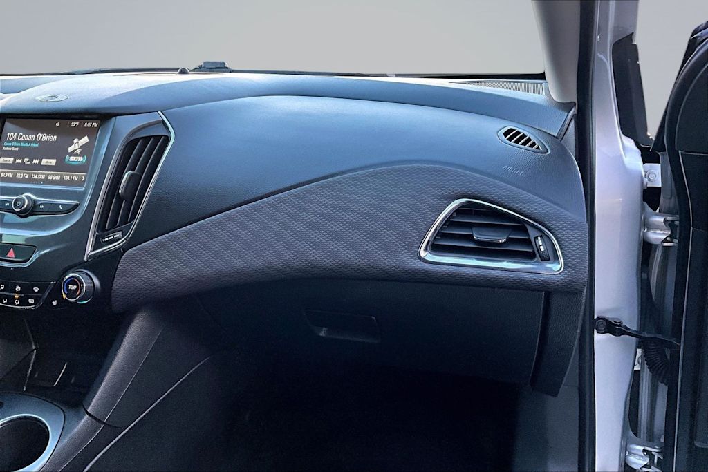 Thumbnail: 2018 Chevrolet Cruze - 24