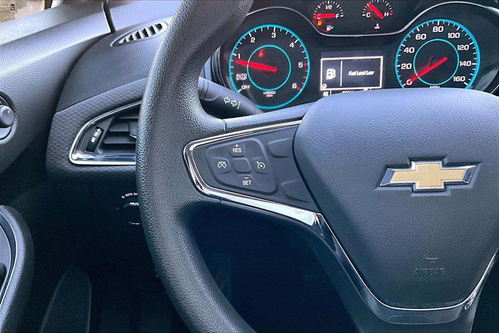 Thumbnail: 2018 Chevrolet Cruze - 25