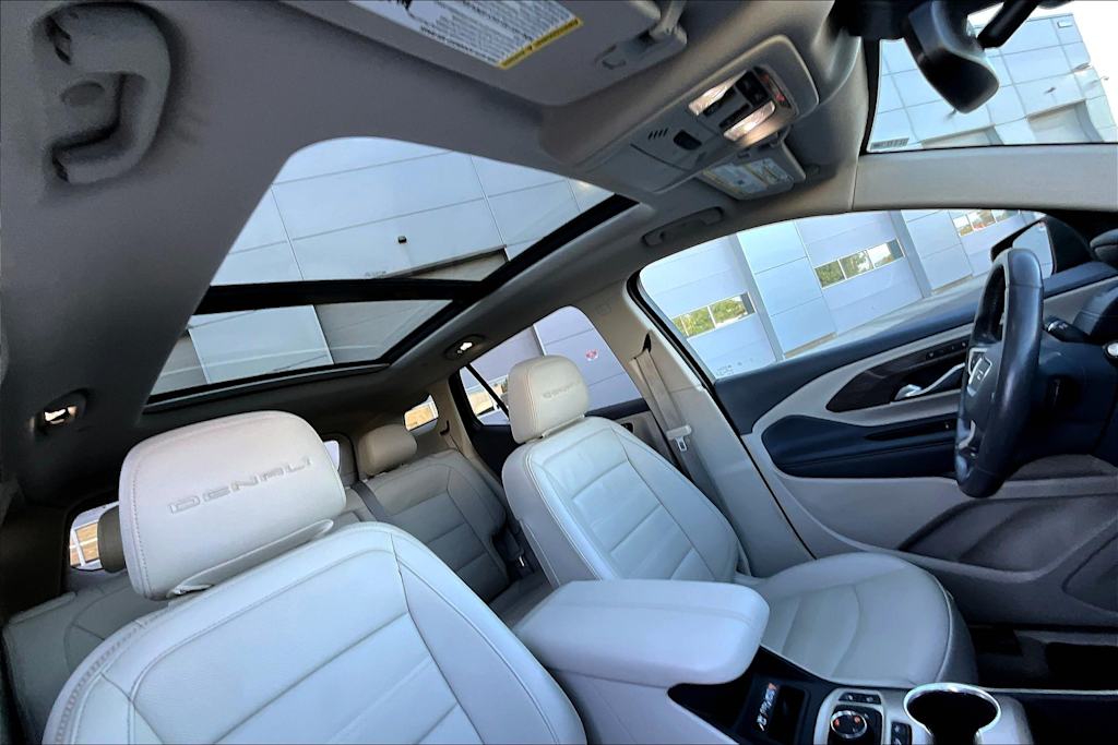 Thumbnail: 2022 GMC Terrain - 31