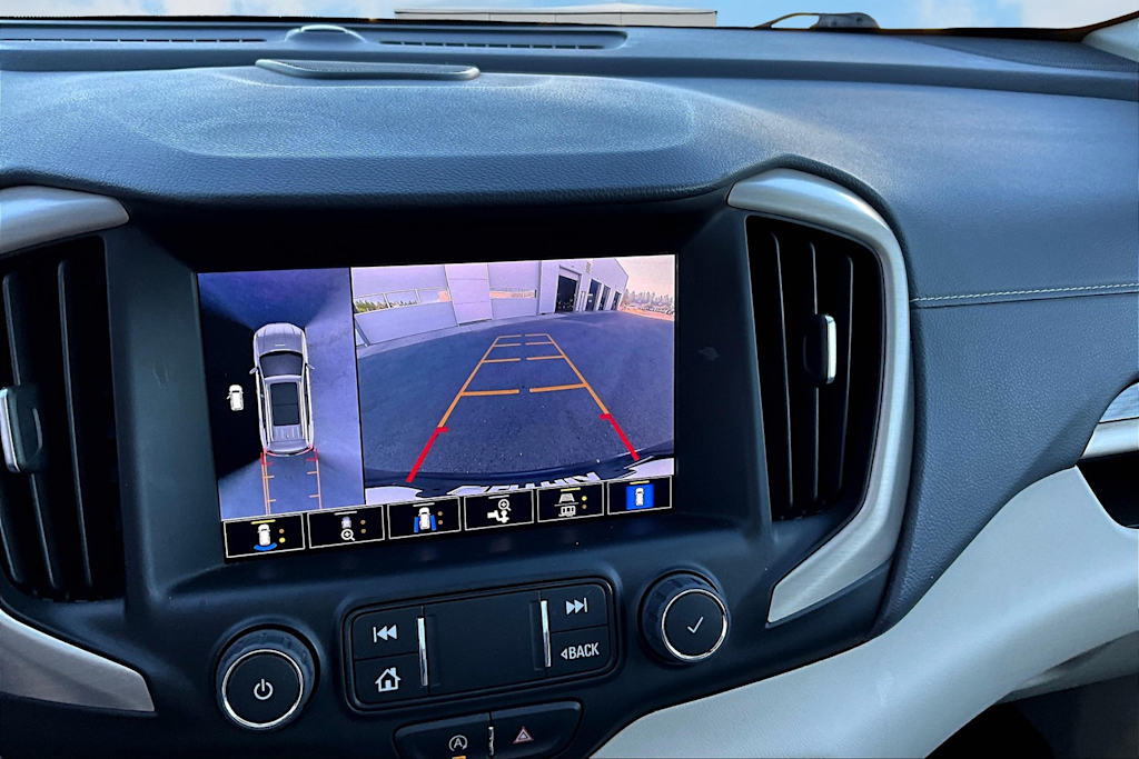 Thumbnail: 2022 GMC Terrain - 17