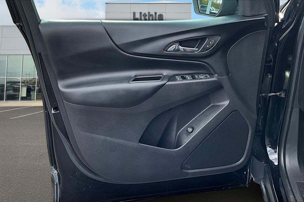 Thumbnail: 2019 Chevrolet Equinox - 28