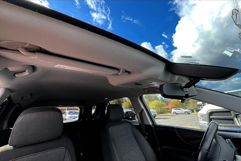 Thumbnail: 2019 Chevrolet Equinox - 30