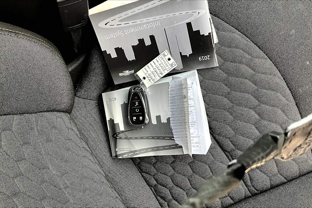 Thumbnail: 2019 Chevrolet Equinox - 19