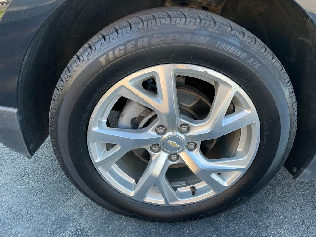 Thumbnail: 2020 Chevrolet Equinox - 4