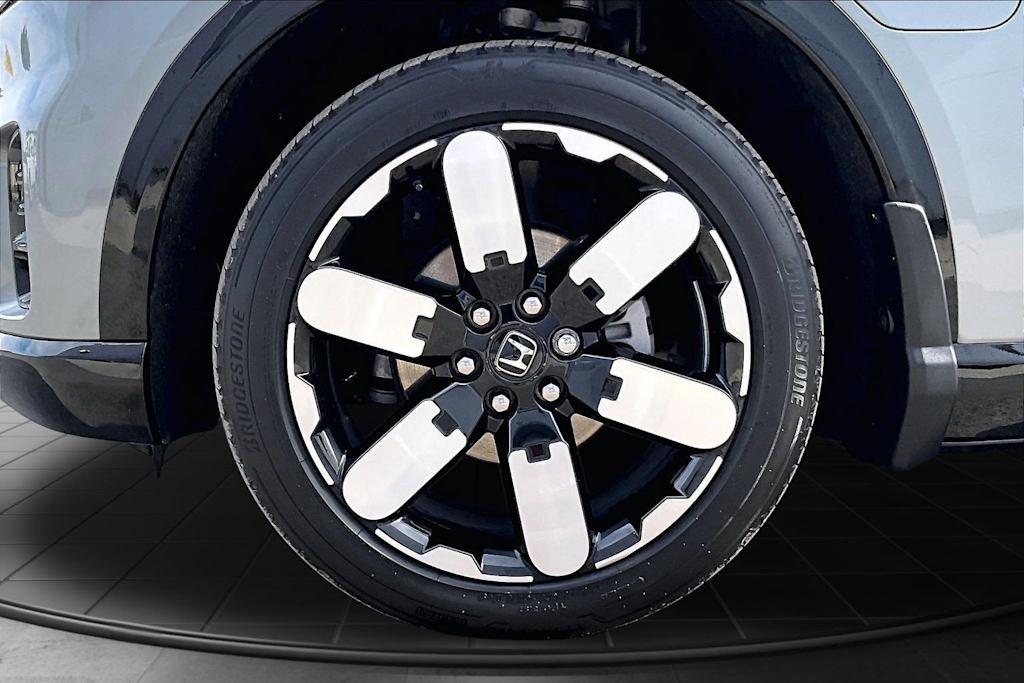Thumbnail: 2024 Honda Prologue - 8