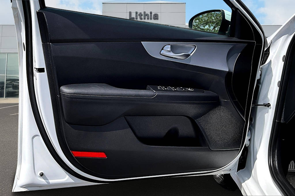 2023 Kia Forte LXS 30