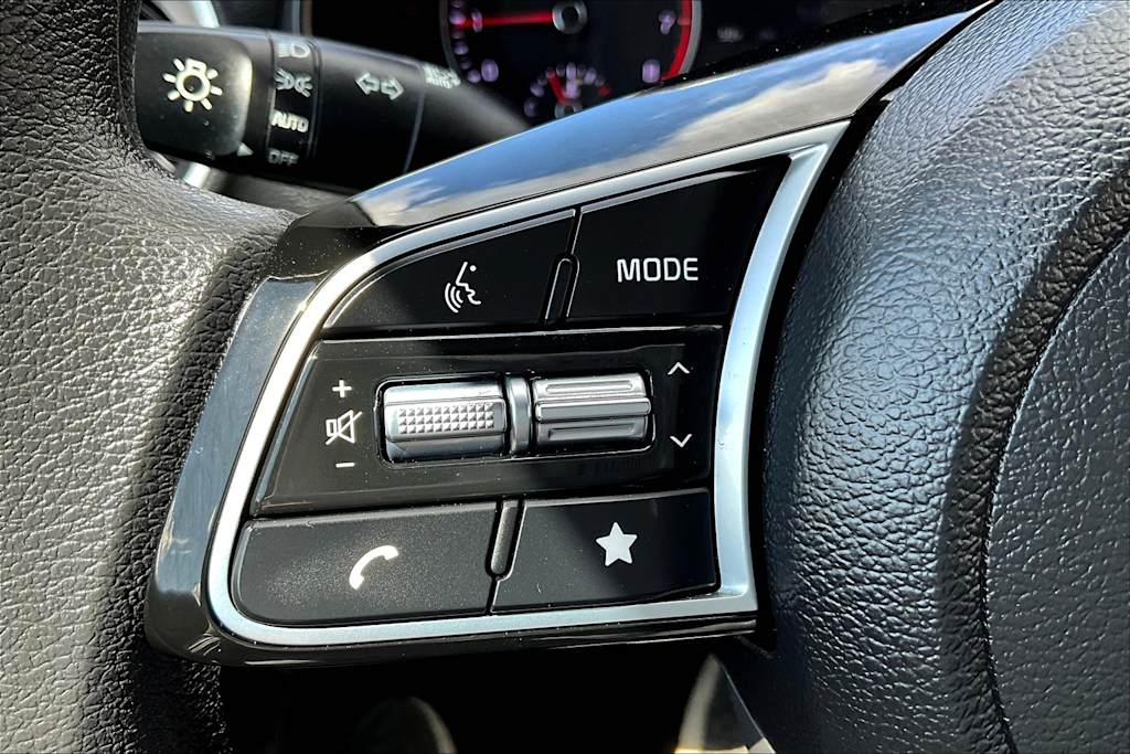 2023 Kia Forte LXS 24
