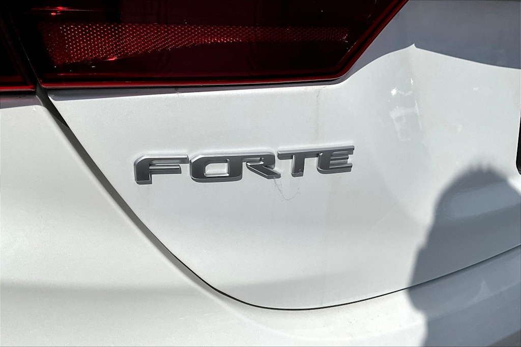 2023 Kia Forte LXS 6
